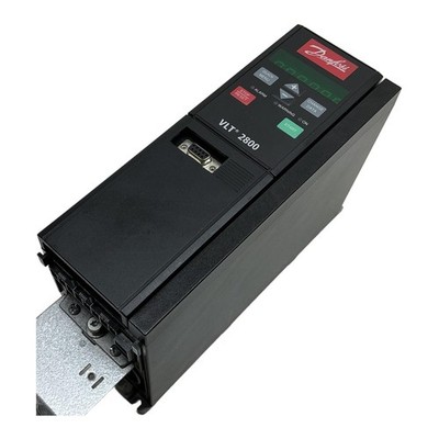 VLT2822PT4B20STR1DBF10A00C0 195N1055 DANFOSS, AC Frequency Converter, ..........
