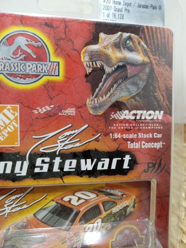 Parque Jurásico Tony Stewart #20 Nascar escala 1:64 - Imagen 4 de 8