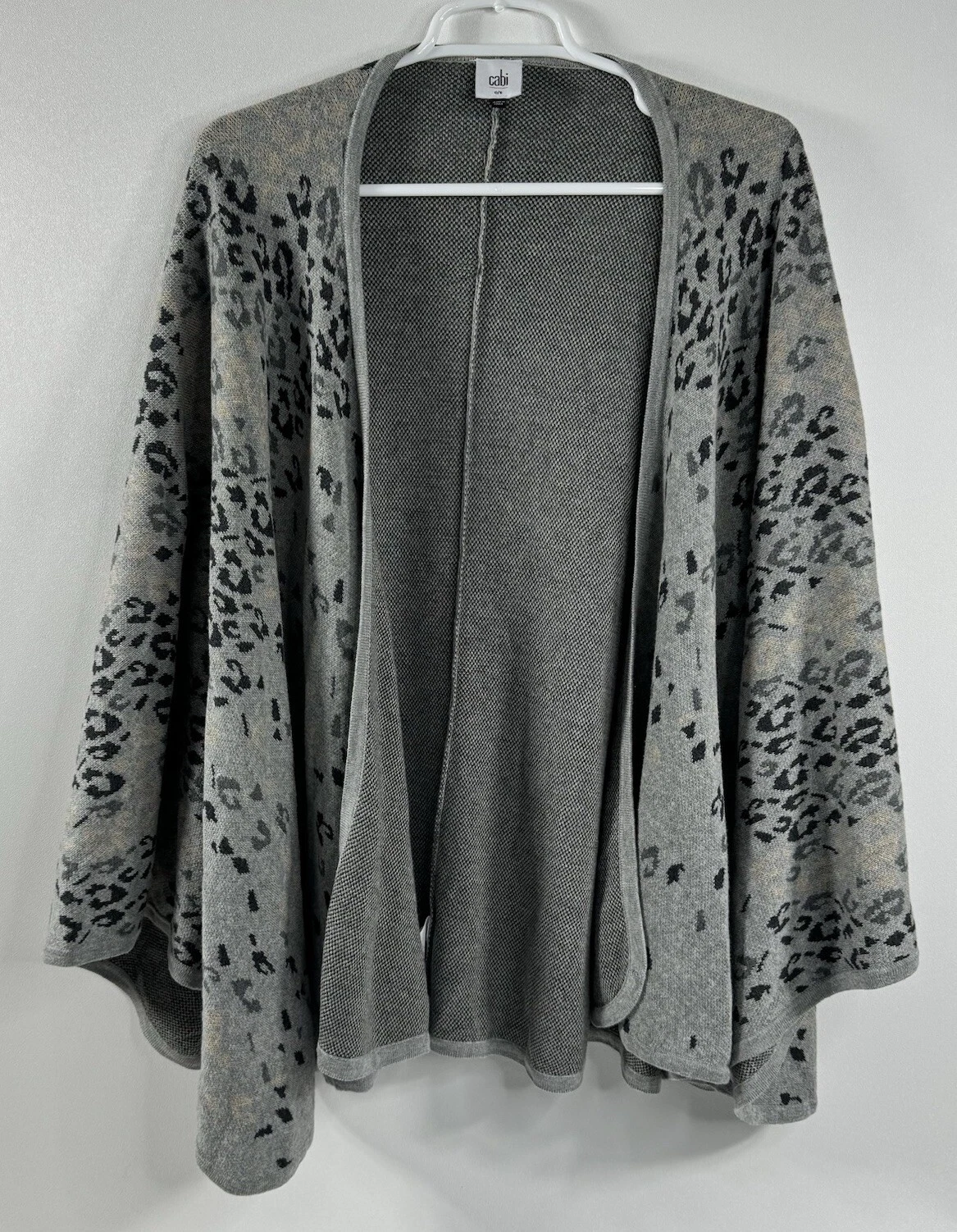 CAbi Poncho Wrap Cape Womens One Size Gigi Leopard Animal Print Gray Lagenlook