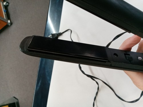TRESemme' 1" Ceramic Flat Iron Works Great! - Picture 11 of 17