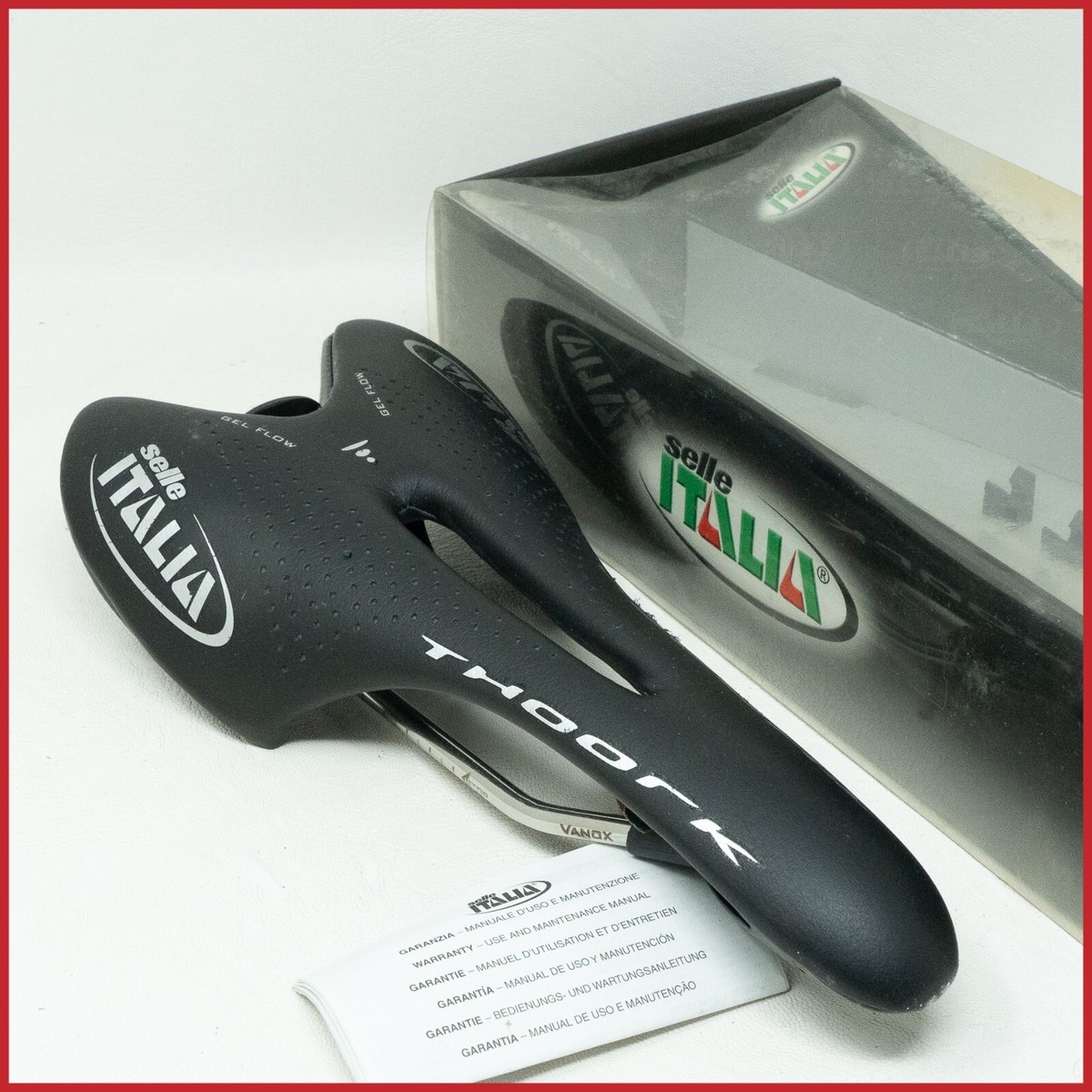 NOS SELLE ITALIA THOORK WITH HOLE BLACK RACING ROAD BIKE BICYCLE