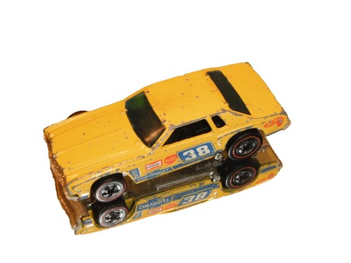 2011 Hot Wheels Vintage Racing #16/30 1974 Plymouth Duster 
