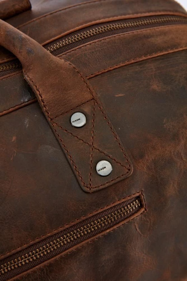 NIXON Desperado II 35L Leather Duffle Bag Brown/Black Brown / Black