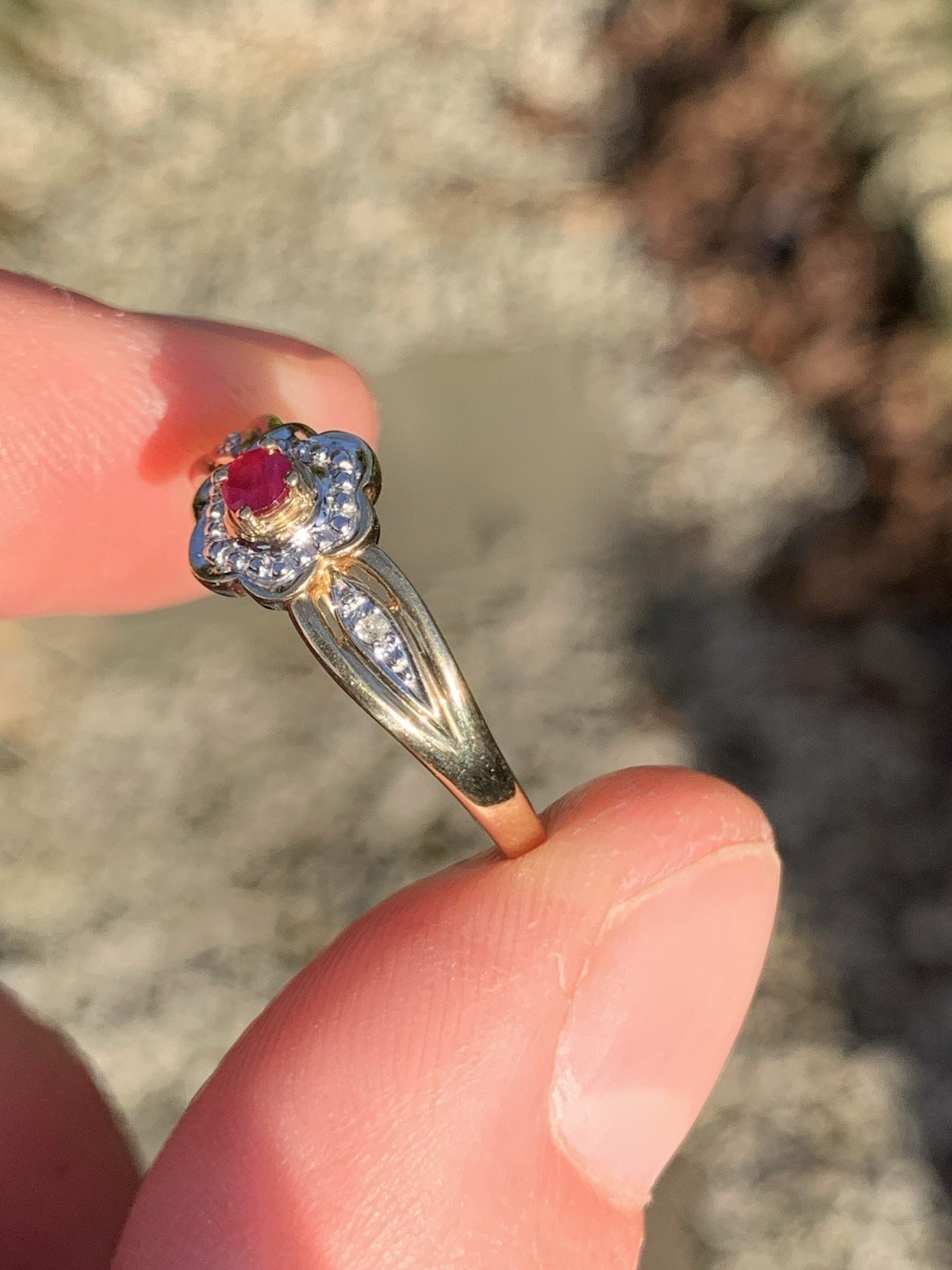 9Ct Gold Diamond And Ruby Ring ￼ - image 3