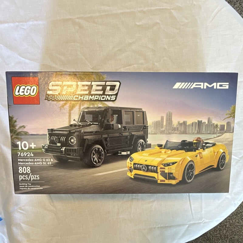 LEGO Speed Champions Mercedes-AMG G 63 & SL 63 Set 76924, 808 pcs, 10+