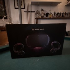 Oculus Quest Standalone VR Headset Black with Controllers