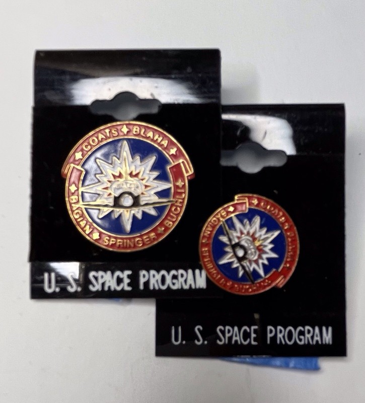 NASA STS-29 Space Shuttle 1989 DISCOVERY Mission & Launch Team Pin Set NOS