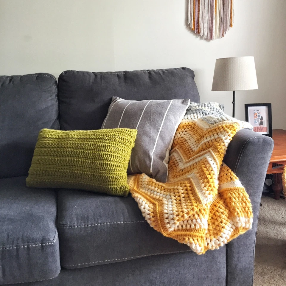 Chevron with a Twist Throw - Crochet Blanket Pattern - Customizable Instructions - Image 3 of 4