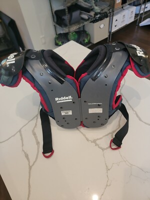 Riddell Pursuit Youth XL(130) 14