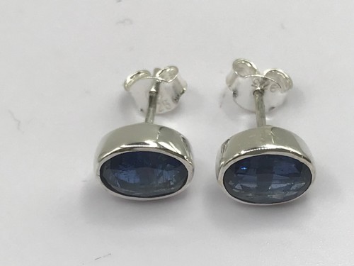Kyanite oval stud earrings, solid Sterling Silver, faceted, 8 x 6mm. Gift Box. - Picture 6 of 9