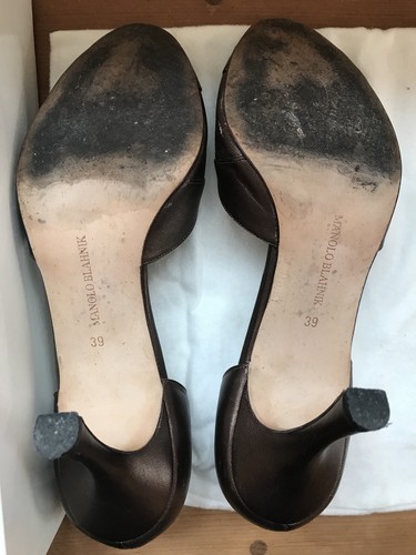 Manolo Blahnik Bronze Metallic d'Orsay Peep-Toe Pumps Size 39 (9) - Picture 7 of 10