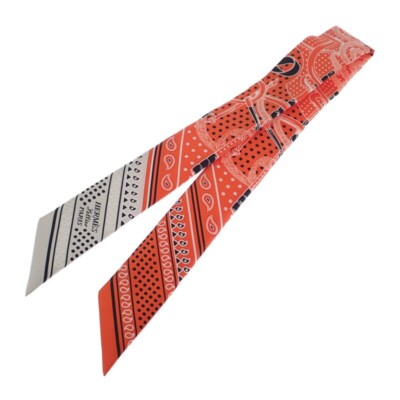 HERMES 新作スカーフ ツイリー シルク100% Eperon d'Or Bandana Eperon d'Or Bandana Twilly | Hermès USA