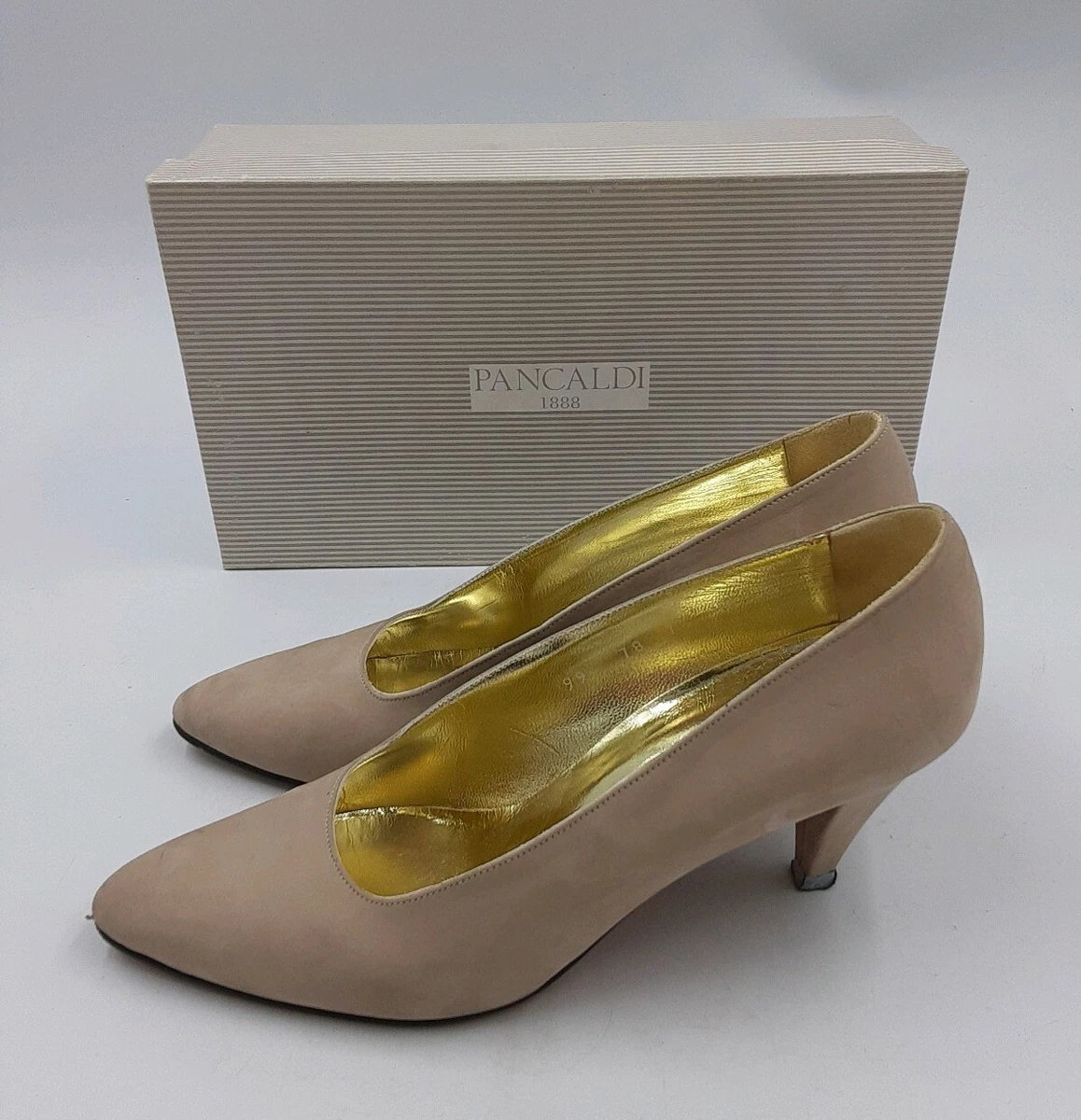 Neiman marcus shop pumps