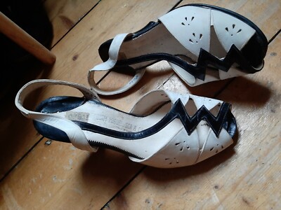 1940er Deadstock Vintage Schuhe ungetragen zweifarbig schwarz/weiß Pin Up Hollywood Vamp 