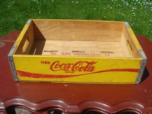 YELLOW COCA COLA WOOD CRATE - Picture 5 of 7