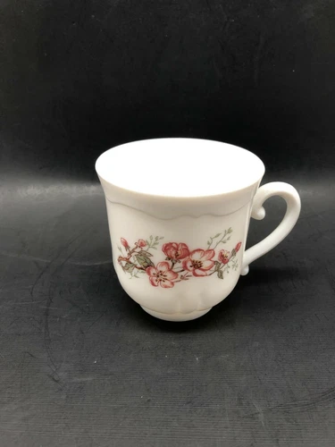 Vintage Arcopal France milk glass floral tea cup