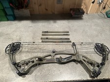 Hoyt Rx 5 Ultra  Rh Compound Bow 50-60# Draw Wilderness W/ Extra 60-70# Limbs