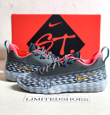Nike S.T Charge EP Iron Grey Metallic Gold Photon Dust IO8062-002