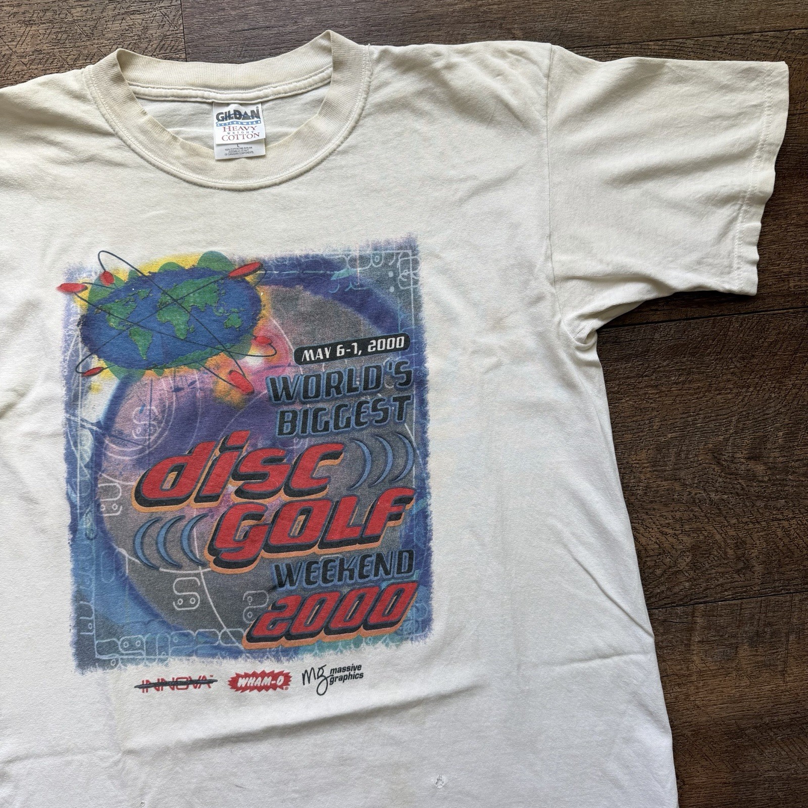 Weekend Innova Distressed Tee