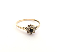 9ct Yellow Gold Ring Sapphire and Cubic Zirconia Stones Hallmark Size L 1.1g