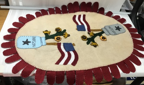 pRiMiTiVe Wool Applique Penny Rug Mat Patriotic Mason Jars Sunflowers Handmade - Picture 2 of 6