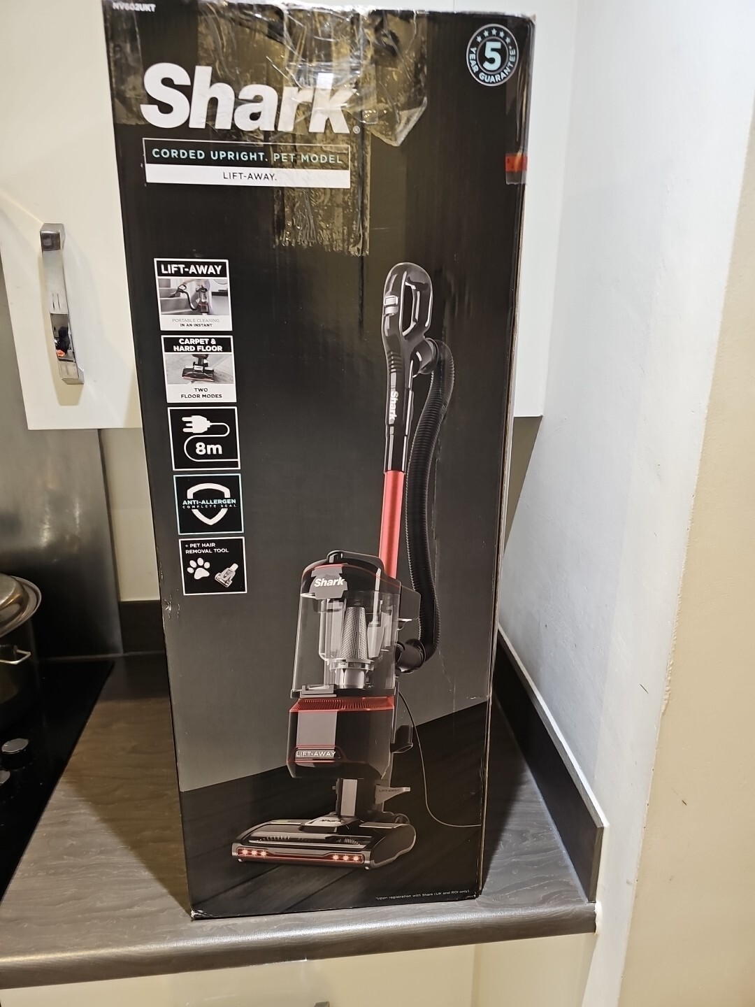 Shark Corded Upright Vacuum, LiftAway [NV602UK] Anti Allergen, Bagless