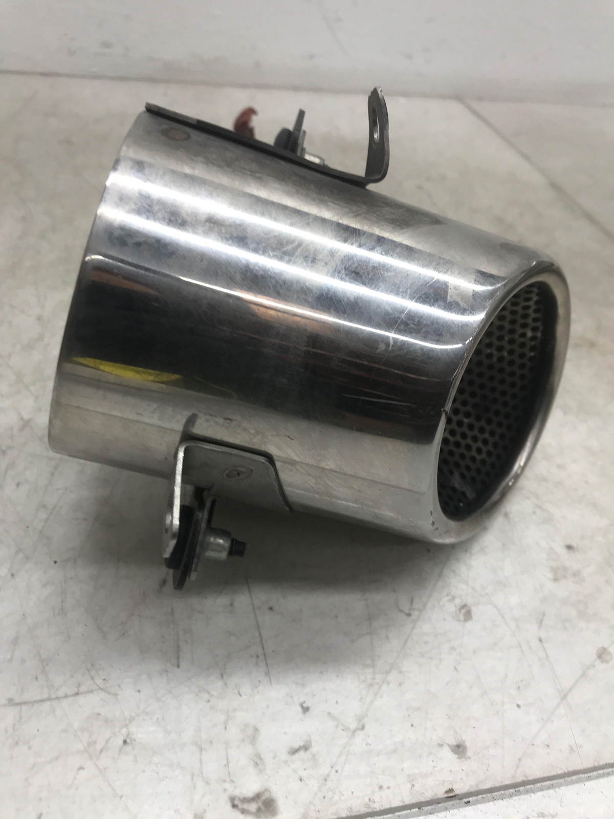 2010-2020 ASTON MARTIN RAPIDE REAR RIGHT MUFFLER EXHAUST TIP OEM