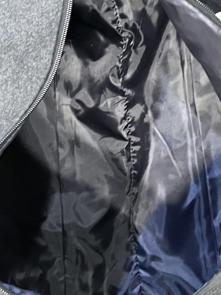 Hugo Boss Parfums Weekender Bag Dark Gray Charcoal Overnight Duffle Hand Bag - Image 4 of 4