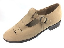 SH30 Munro American 8W Tan Nubuck Leather Buckle Mary Jane Flat Shoes USA Made