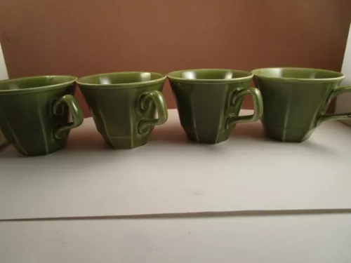 Vintage Unmarked Olive Green Set of 4 Coffee Cups Mugs B