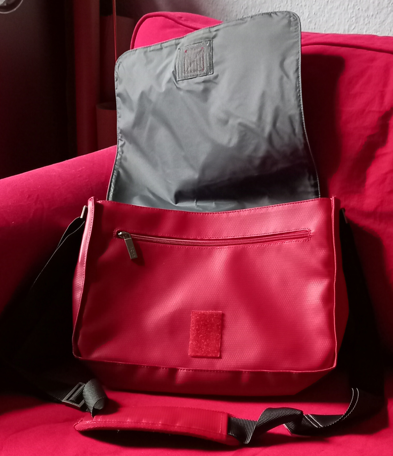 BREE Messenger Bag Plane rot ca. 34x25cm eBay