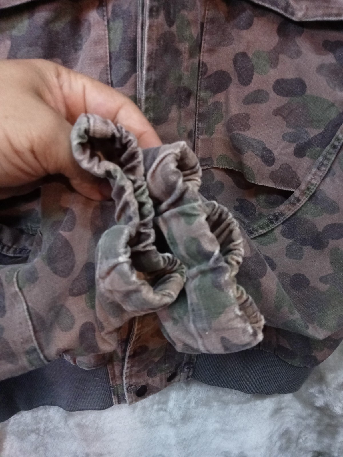 Vintage 70's Mil-Tec Austrian Army HBA 1970 Pea Dot Camo Hoodie Size L