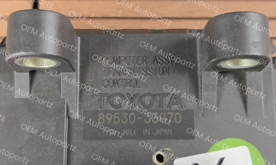 Lexus ES350 2010-2012 Transmission computer Module 89530-33070 Oem Used - Image 2 of 4