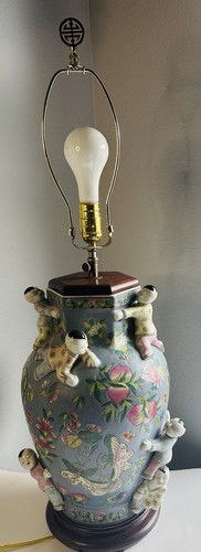 Antique Chinese Famille Rose Lamp Hundred Children/Butterflies/Lotus Jar Rewired - Picture 6 of 19