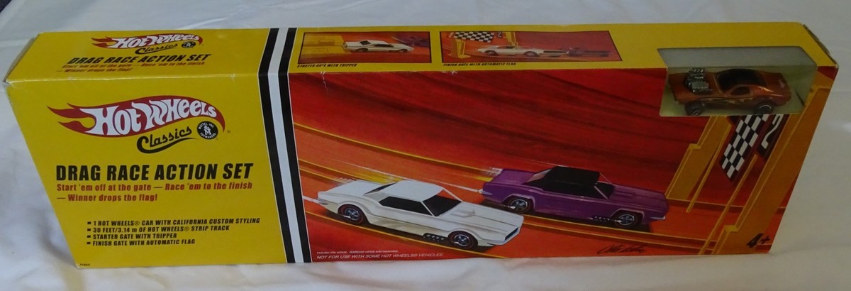 2006 Hot Wheels Classics Set Lot: Drag Race Action, Loop & Chute