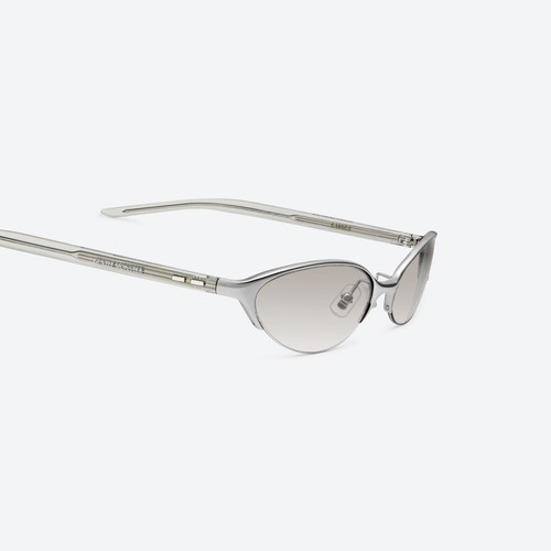 Gentle Monster Limes 02(BR) Cat Eye Silver Gray Mirror Sunglasses Unisex