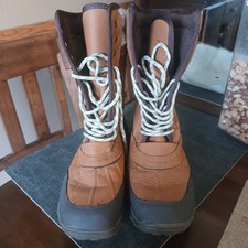 Us Polo Association  Winter Boots Size 9.5 Br...