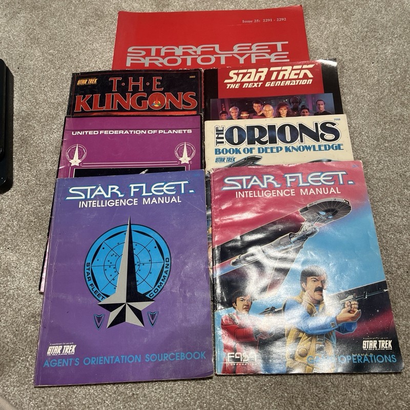Vintage STAR TREK MAGAZINES Lot  of 7 Romulans Klingons Orions Star Fleet +(J)