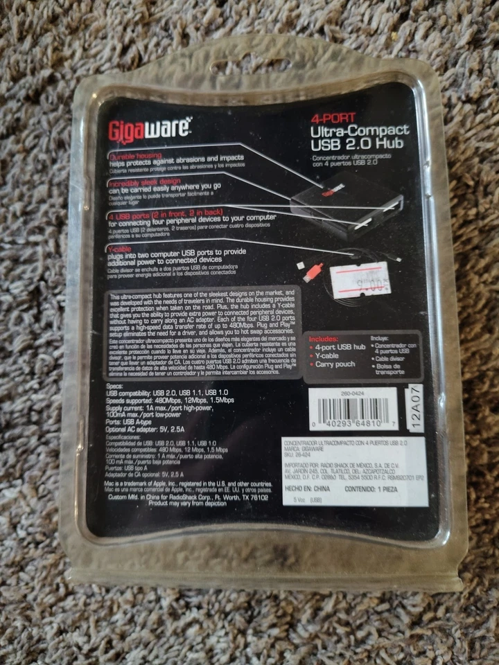 Gigaware - 4 Port Ultra-Compact USB 2.0 Hub - PC/MAC - Carry Pouch - Y-Cable - Image 2 of 2