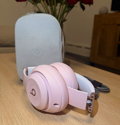 Beats by Dr. Dre Studio PRO On-Ear Headphones Bluetooth USB-C 3.5mm Pink/White