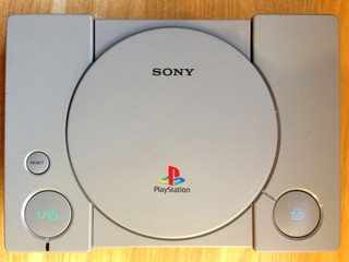 CONSOLE SONY PS1 PLAYSTATION I PAL EURO SEULE SANS CÂBLE NI MANETTE SCPH 9002