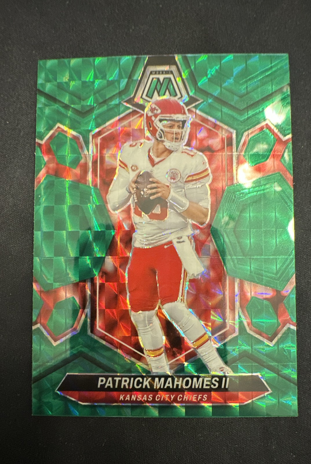 2024 Panini Mosaic - Patrick Mahomes II #106 Green Mosaic Prizm
