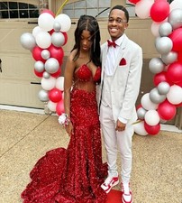 Sparkly Red Sequin Prom Dresses Halter Deep V Neck Mermaid Formal Party Gowns