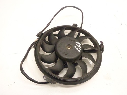 VW Passat 1,6 3B Kühlerlüfter Motorlüfter Valeo
