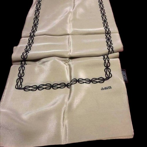 Delfina Pure Silk Kong Scraf - Imagen 2 de 6