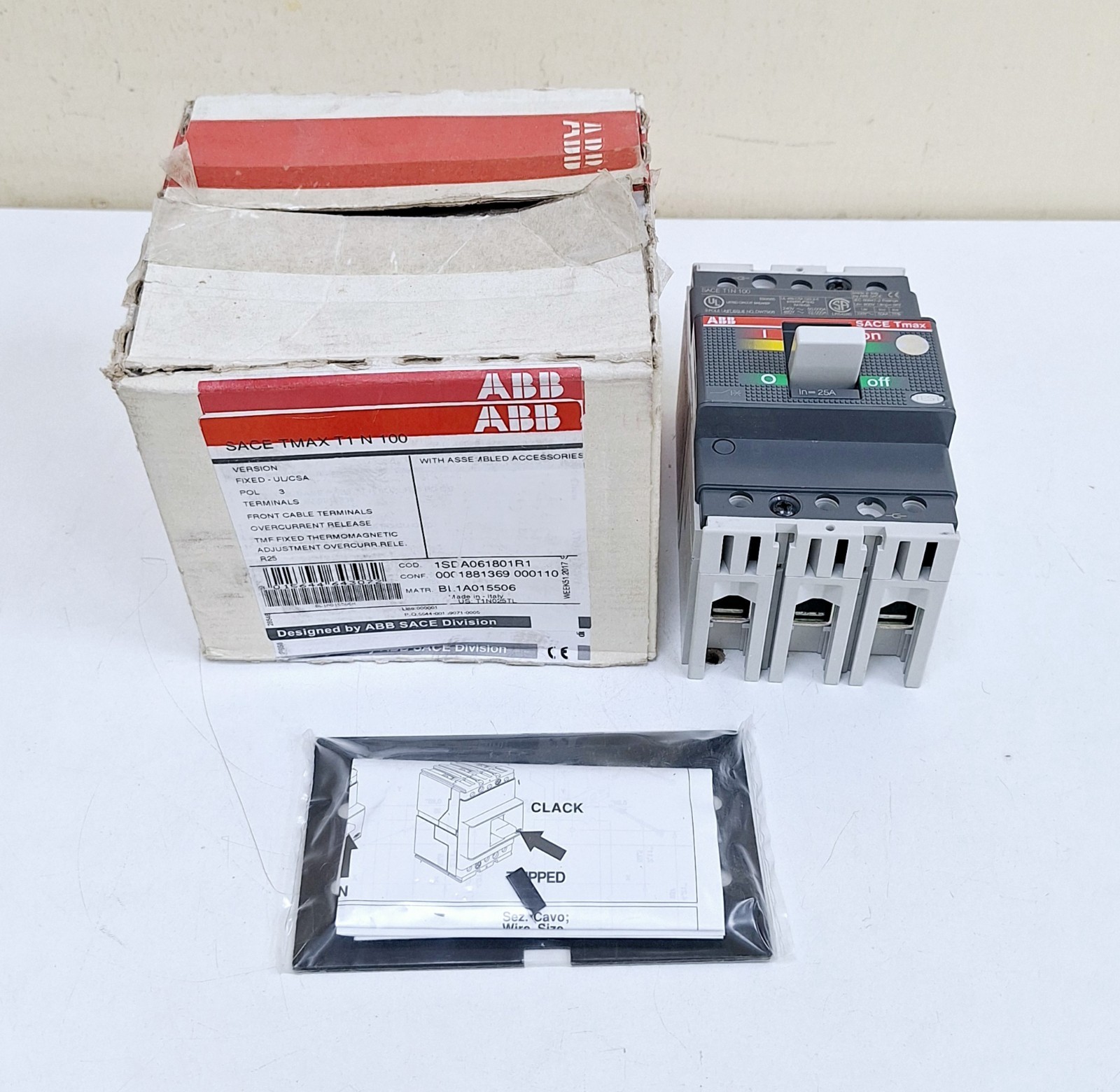 ABB SACE Tmax T1 N 100 / 1SDA061801R1 Circuit Breaker 3P 25A