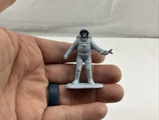 Lot Of 7 Vintage Plastic Astronaut Figures