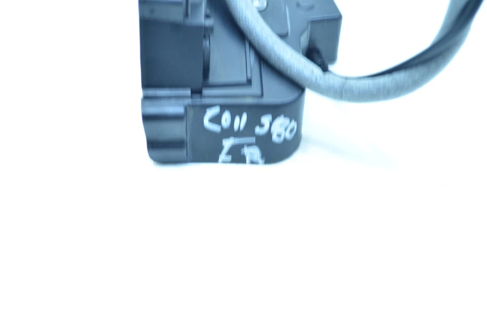 07-13 VOLVO S80 ACTUADOR DE CIERRE DE PUERTA LADO PASAJERO DELANTERO DERECHO OEM Foto 3 de 4