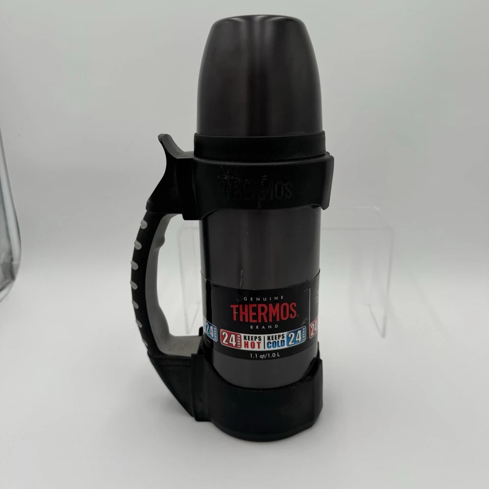 Termo 1.1 Cuarto Resistente Negro Gris Mango Taza Desmontable Usado Foto 3 de 4