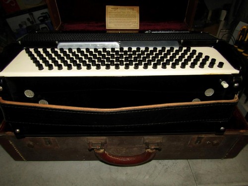 FRONTALINI MODEL 75 ACCORDIAN MADE IN ITALY 1952 - Picture 5 of 19